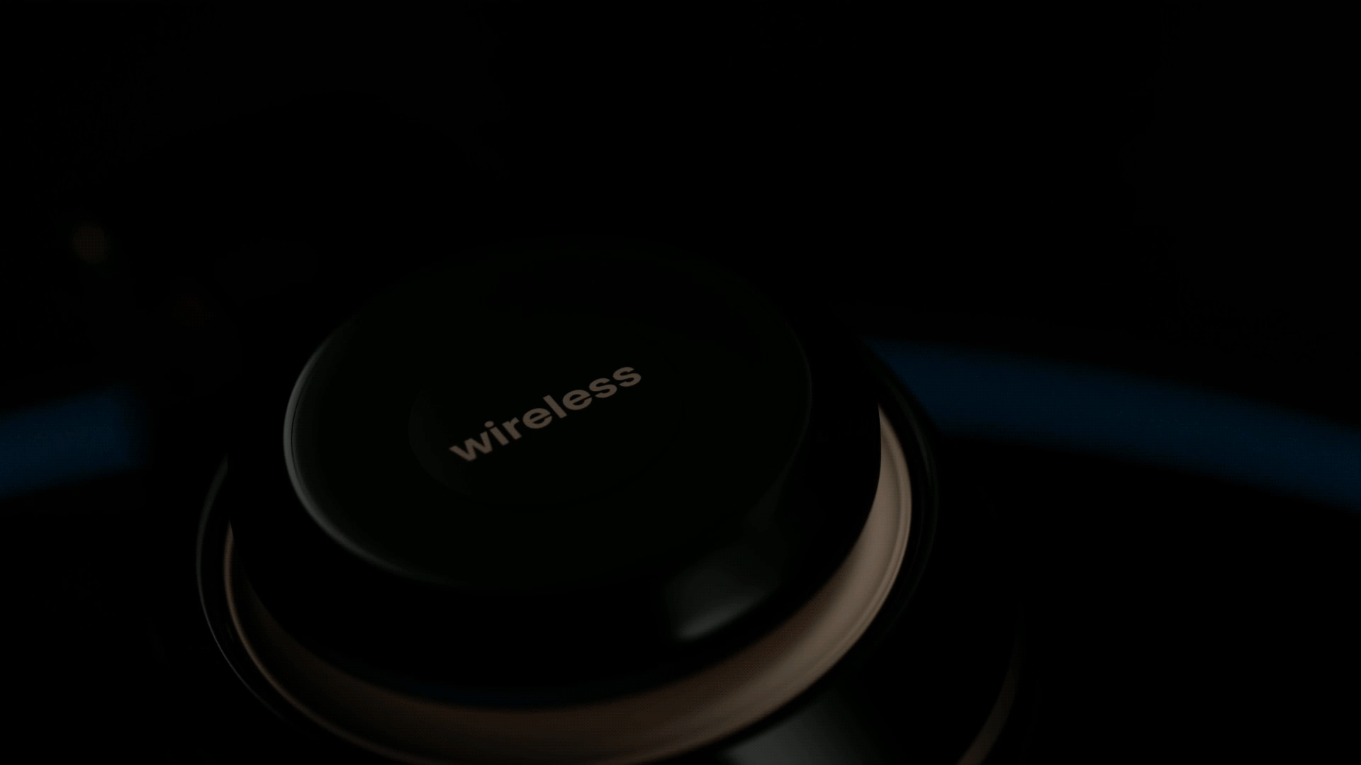 蓝牙耳机、无线耳机产品动画渲染 主图视频