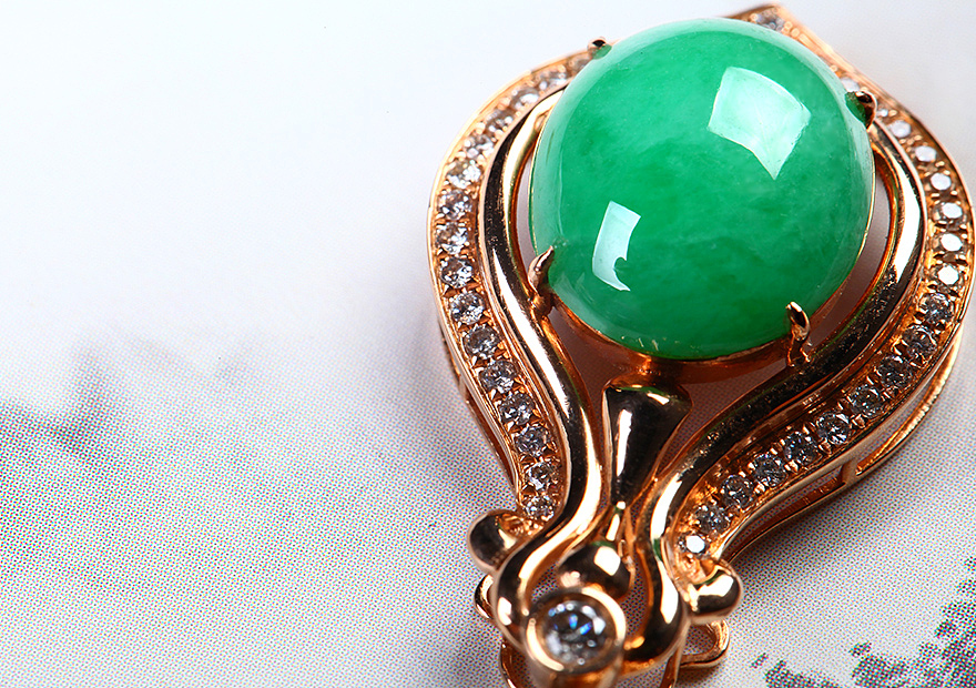 冰糯种翡翠吊坠