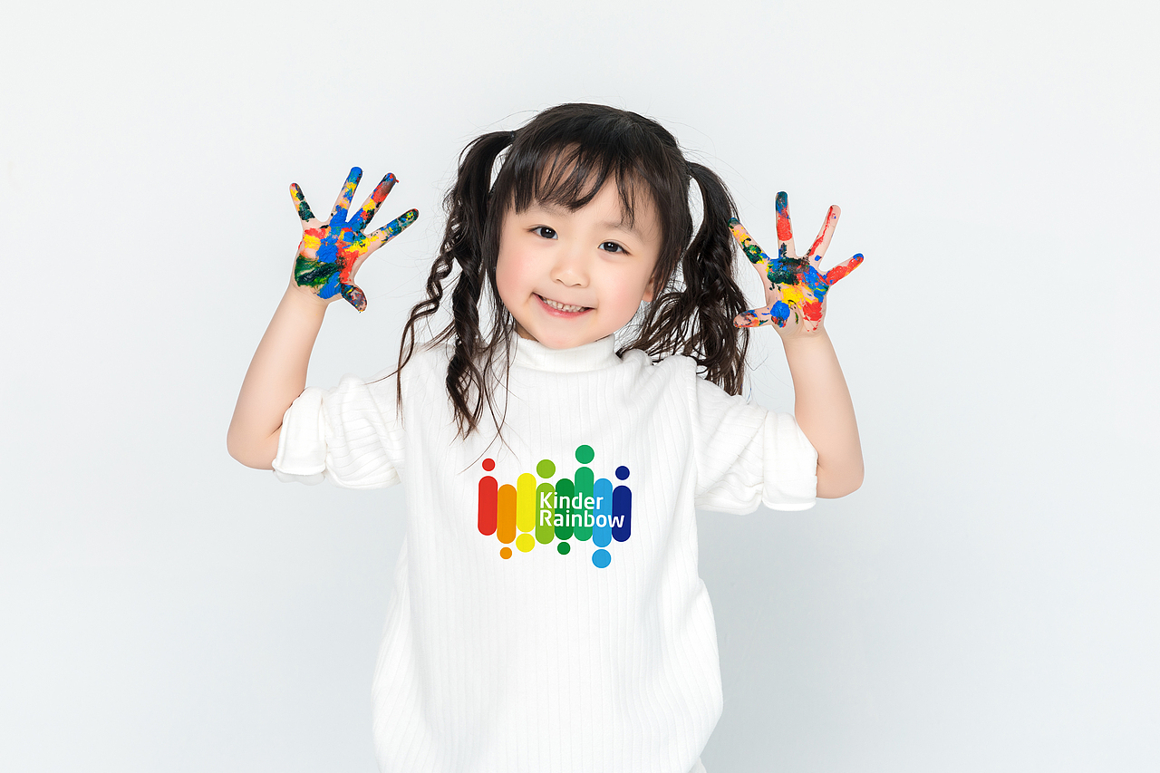 KinerRainbow瑞英堡 儿童双语幼儿园 logo设计