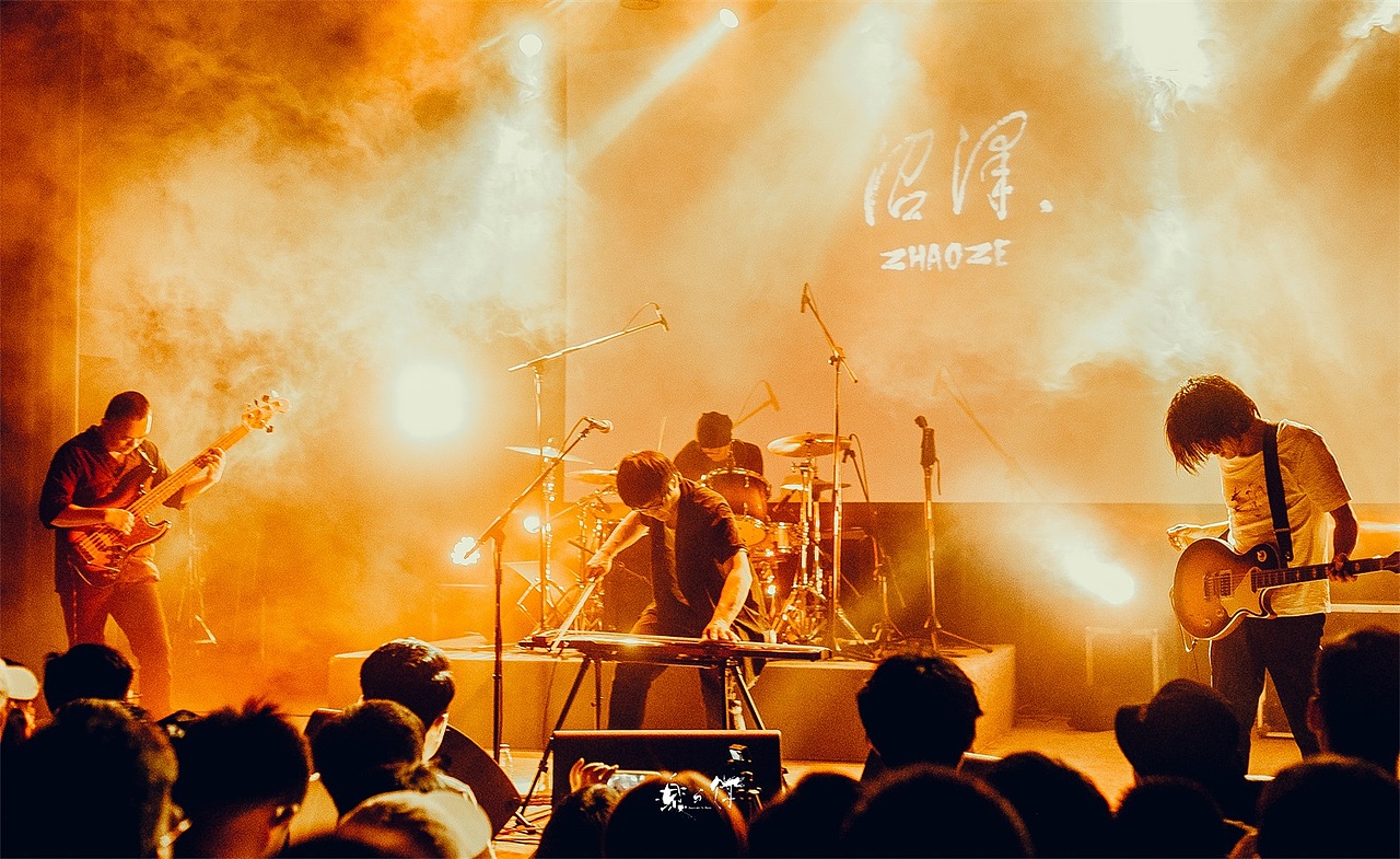 2018年 - 现场音乐LIVE演出 记录回顾（图ZMTQzMTUxMDY0） - 人像摄影 - 站酷设计师乐与饵原创素材 - 站酷ZCOOL
