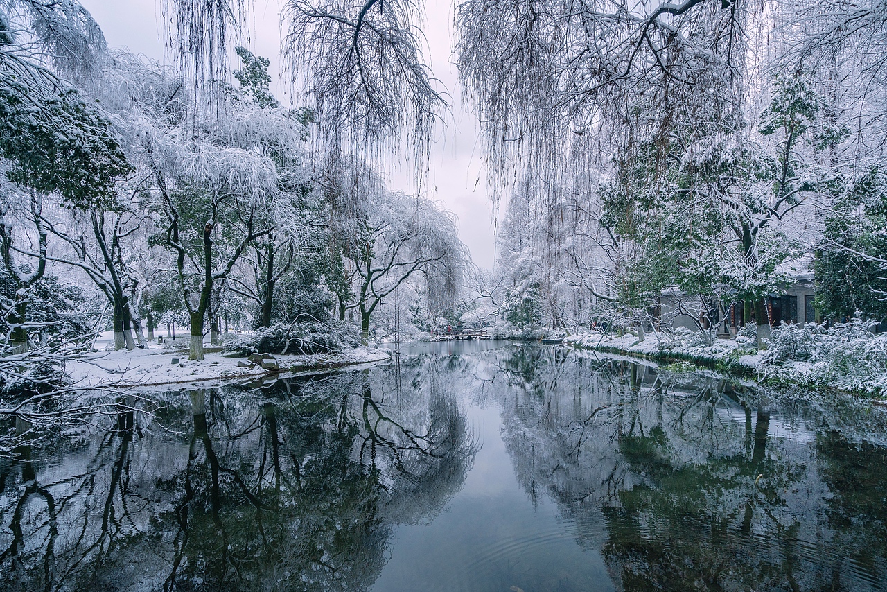 看看古意浓浓的杭州茅家埠雪景吧!
