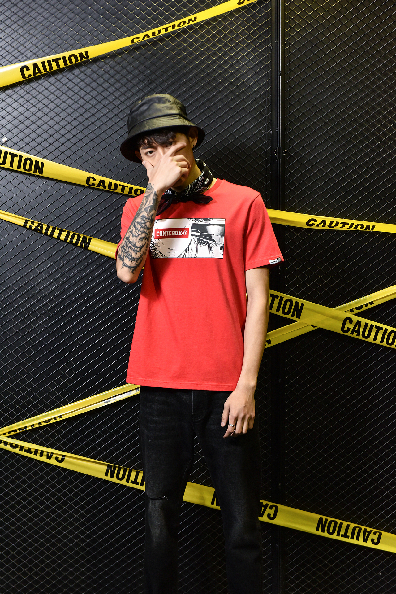 以纯T-box服装品牌拍摄