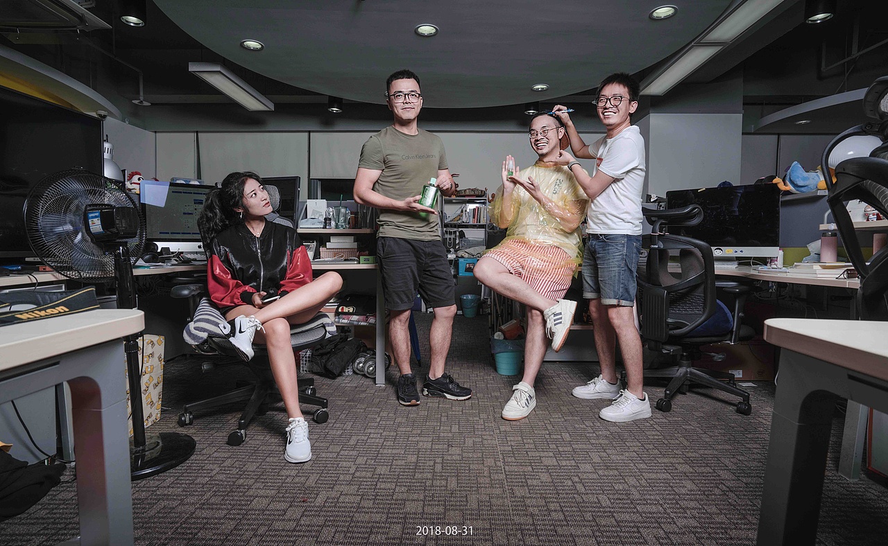 腾讯设计师们下班后都在干嘛？每天一张照片告诉你！（图ZMjAwNDcwMzUy） - 人文/纪实摄影 - 站酷设计师虾坡阿土原创素材 - 站酷ZCOOL
