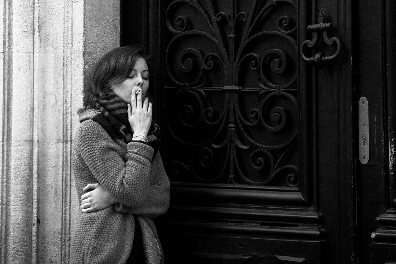 Les Fumers 吸烟者（图ZMTE1NDU4NTM2） - 人文/纪实摄影 - 站酷设计师詹梁原创素材 - 站酷ZCOOL