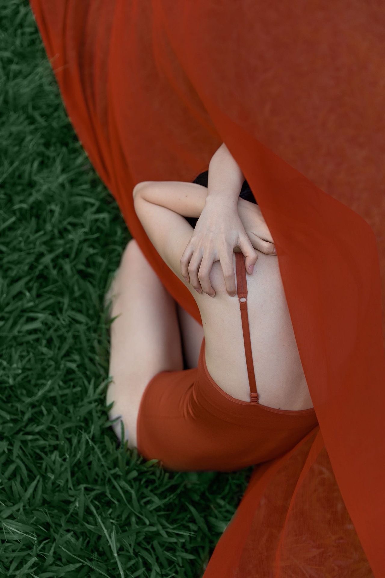 📷迷雾🌫（图ZMjQ0Mjc4NjE2） - 人像摄影 - 站酷设计师会拍照的葡萄原创素材 - 站酷ZCOOL