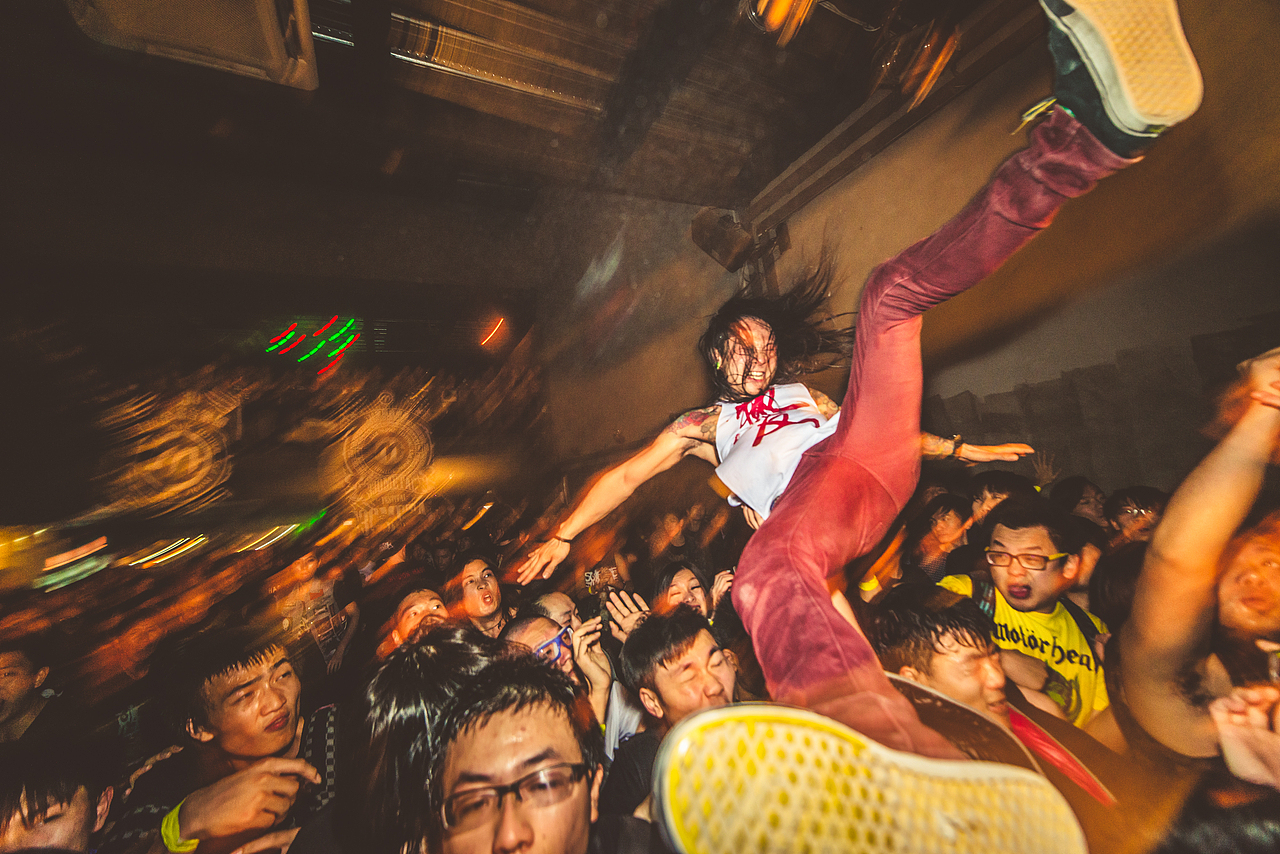 330金属音乐节广州站（图ZMjE4NDMxMzY=） - 人像摄影 - 站酷设计师凹凸蜀黍原创素材 - 站酷ZCOOL