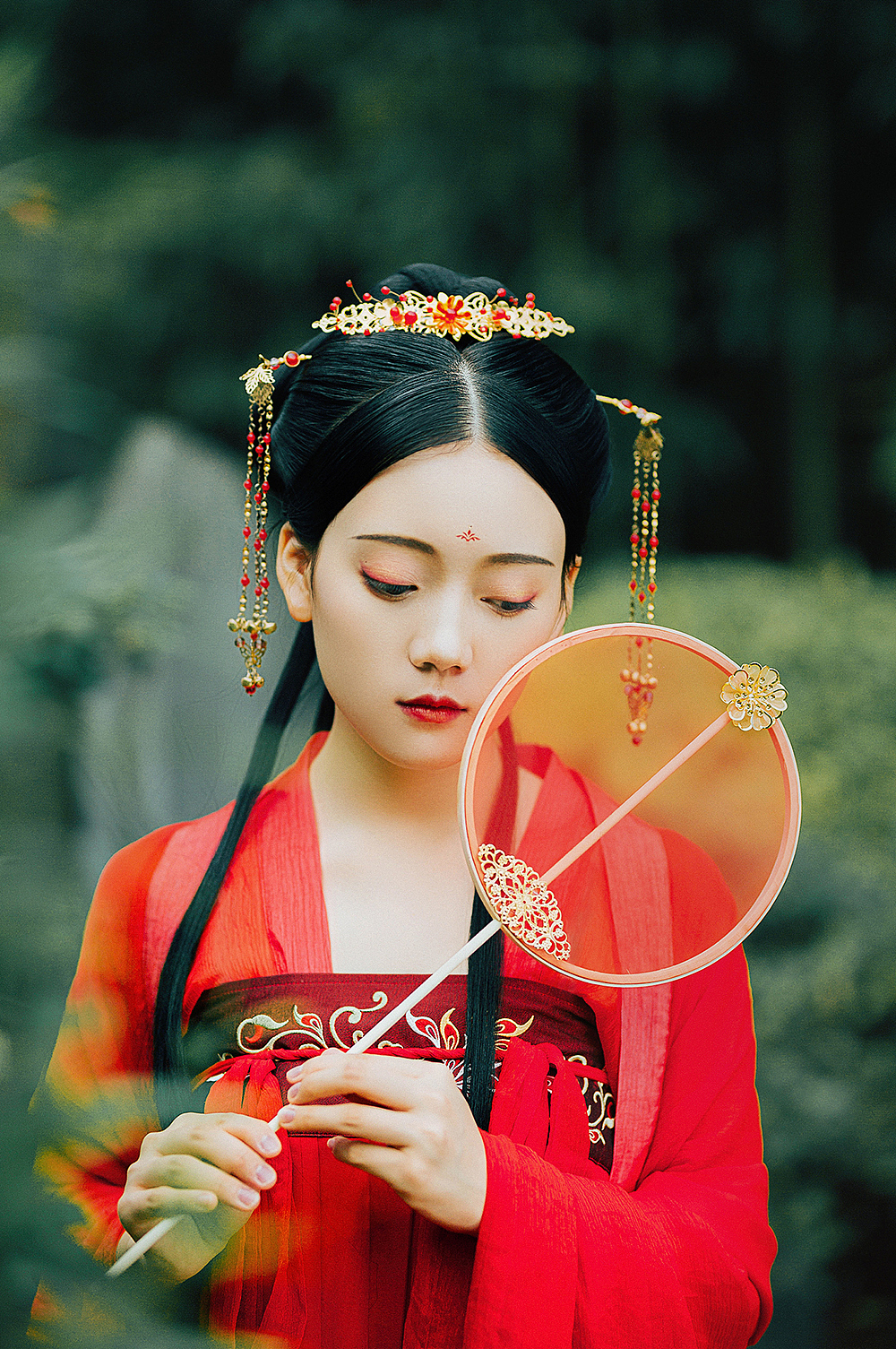 『山鬼谣』（图ZMTQ2Mjg5Nzgw） - 人像摄影 - 站酷设计师十月拾原创素材 - 站酷ZCOOL