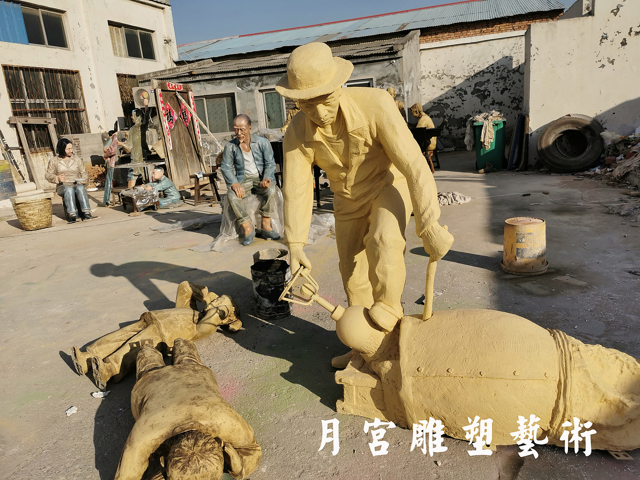 怀旧场景雕塑  民俗雕塑 玻璃钢雕塑 复古怀旧人物雕塑 郑州雕塑厂家