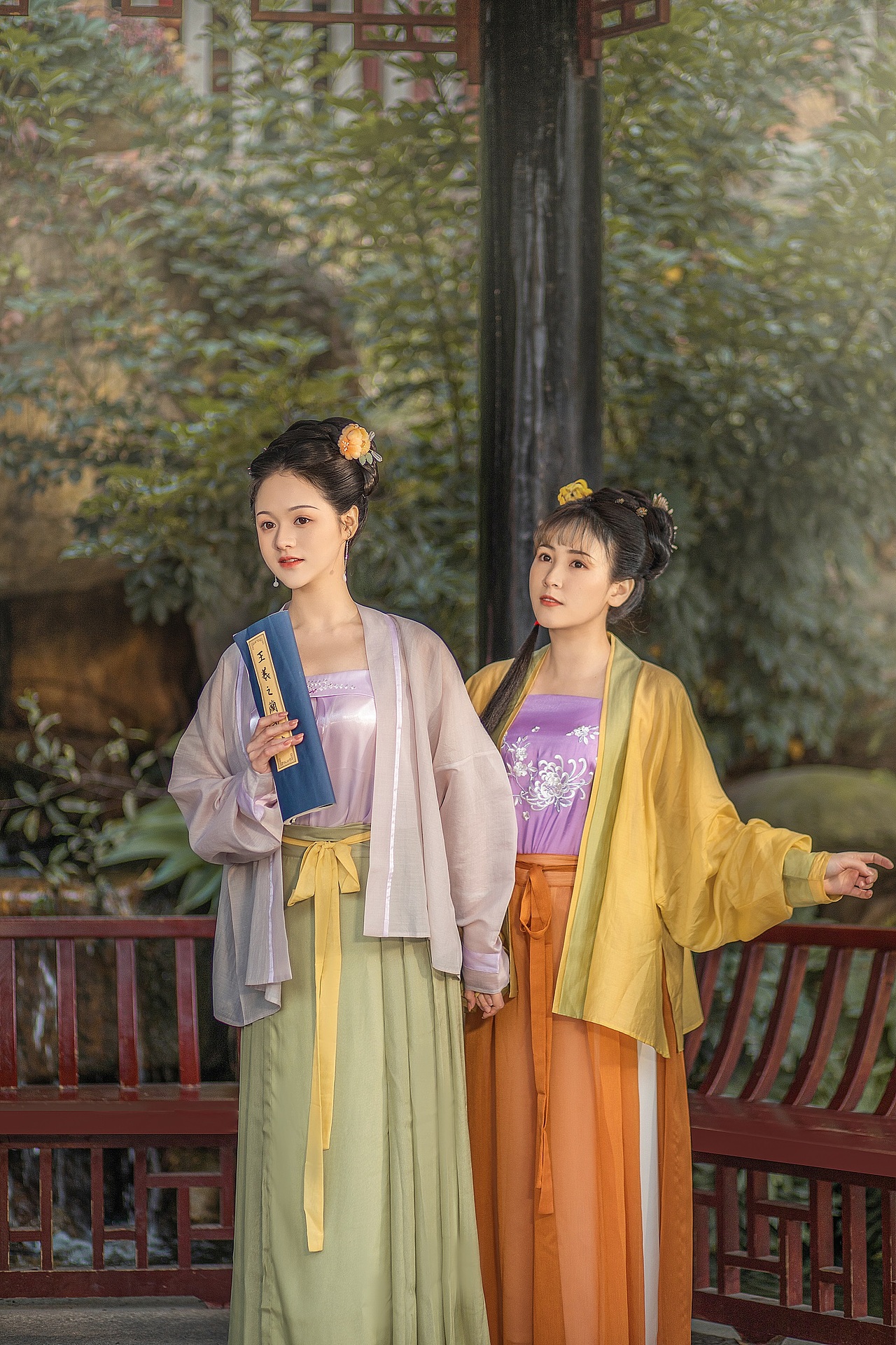闺蜜（图ZMjc4NjIzNDgw） - 人像摄影 - 站酷设计师摄影师东凯原创素材 - 站酷ZCOOL