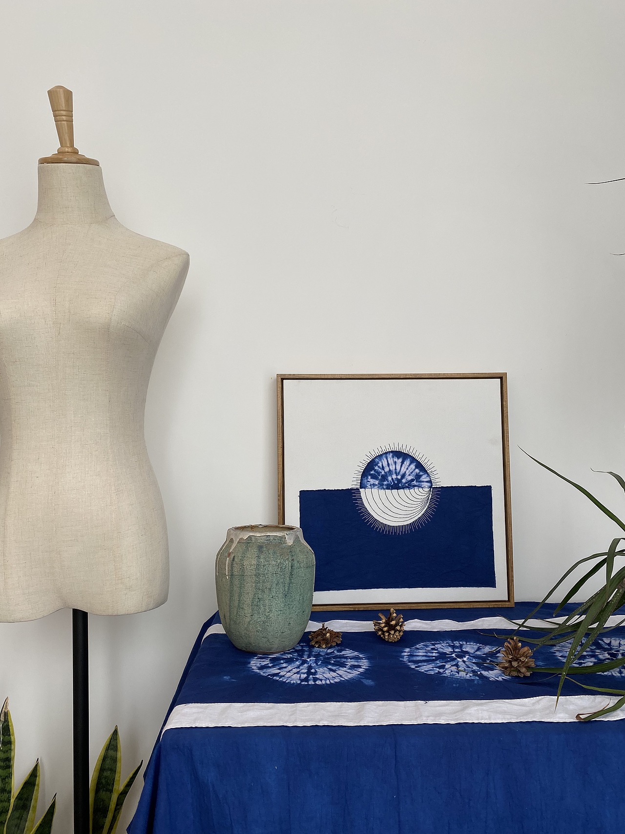 扎染蓝染刺绣手绣陈设品毕业设计（图ZMjE2MzU1NDY4） - 其他手工艺 - 站酷设计师難山原创素材 - 站酷ZCOOL