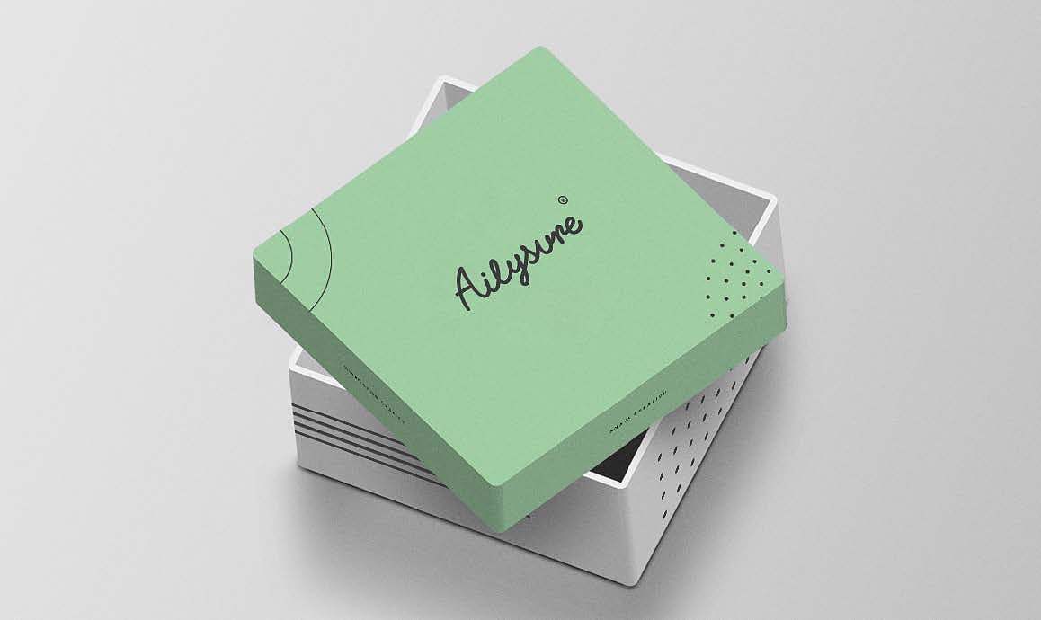 《Ailysure》儿童服装品牌设计（图ZMTYzMDUxNzQ4） - 品牌 - 站酷设计师爱吃菠萝咕噜肉原创素材 - 站酷ZCOOL