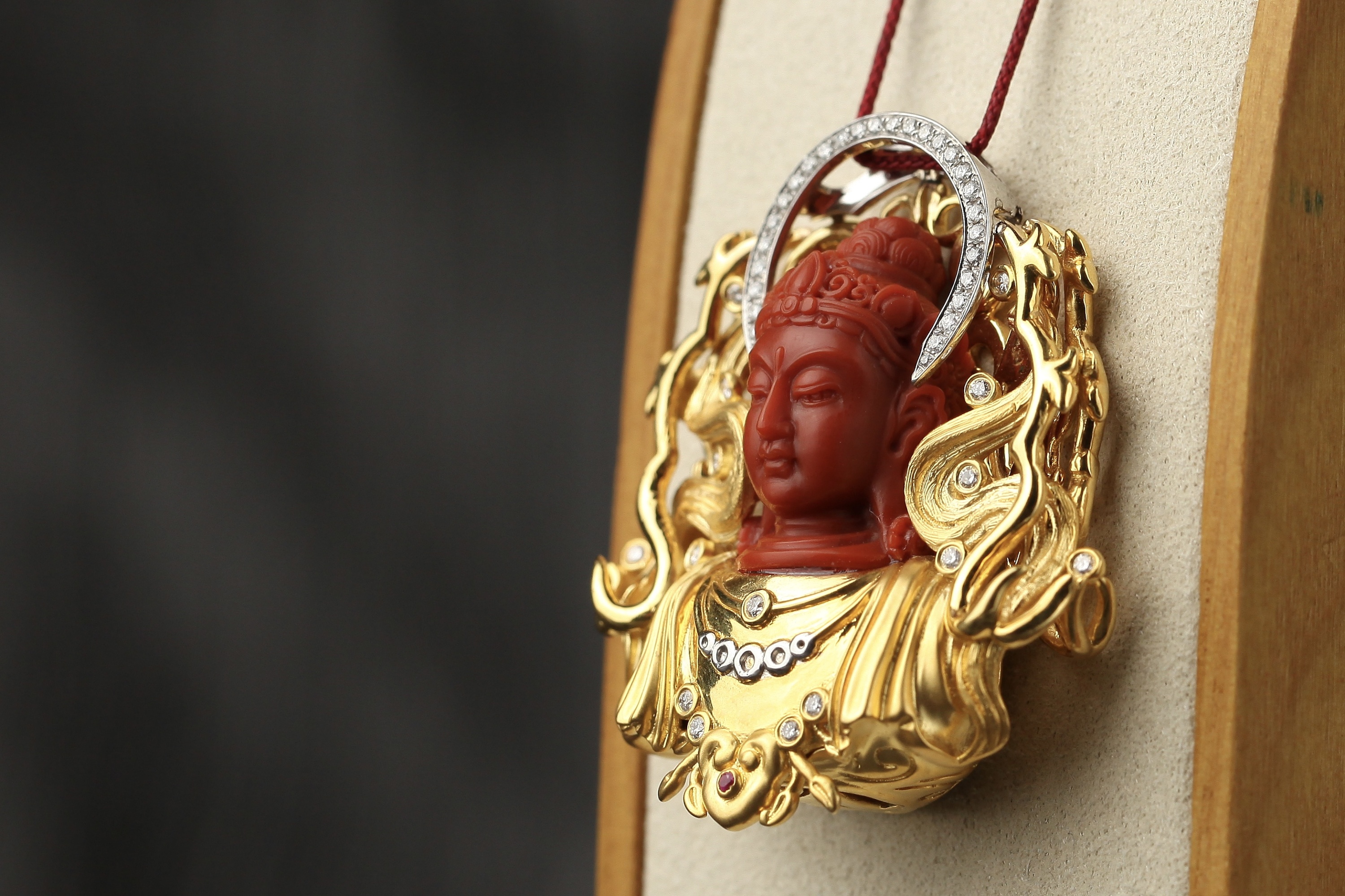 南红瓦西观音像镶嵌设计