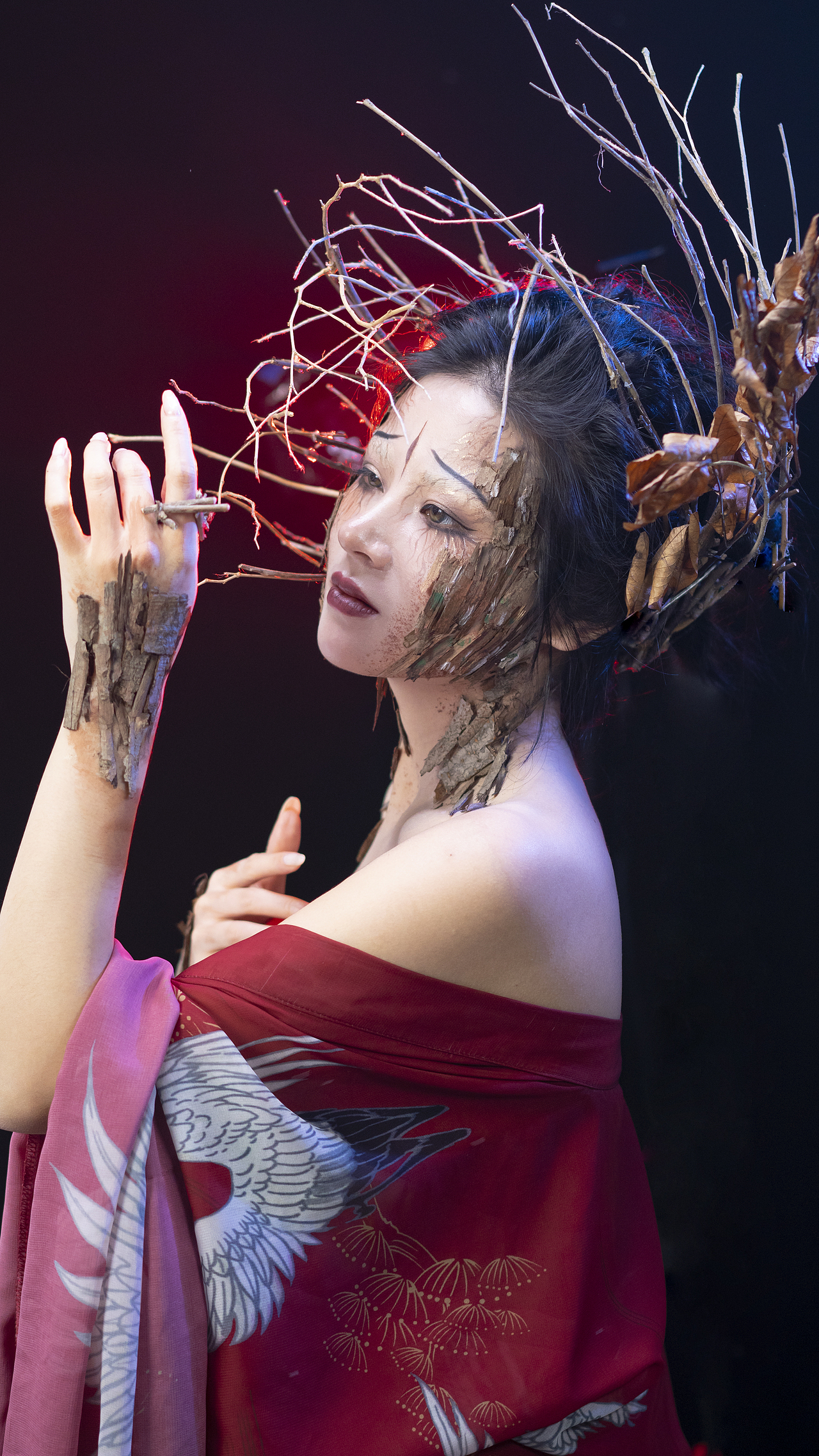 女生摄影拍照|创意创意妆容摄影|人像拍摄|摄影|人像摄影|爱喝酒的