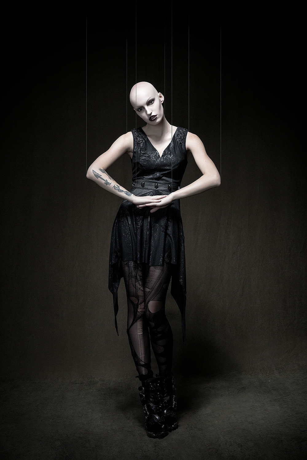 暗黑系朋克哥特人像风格服装拍摄