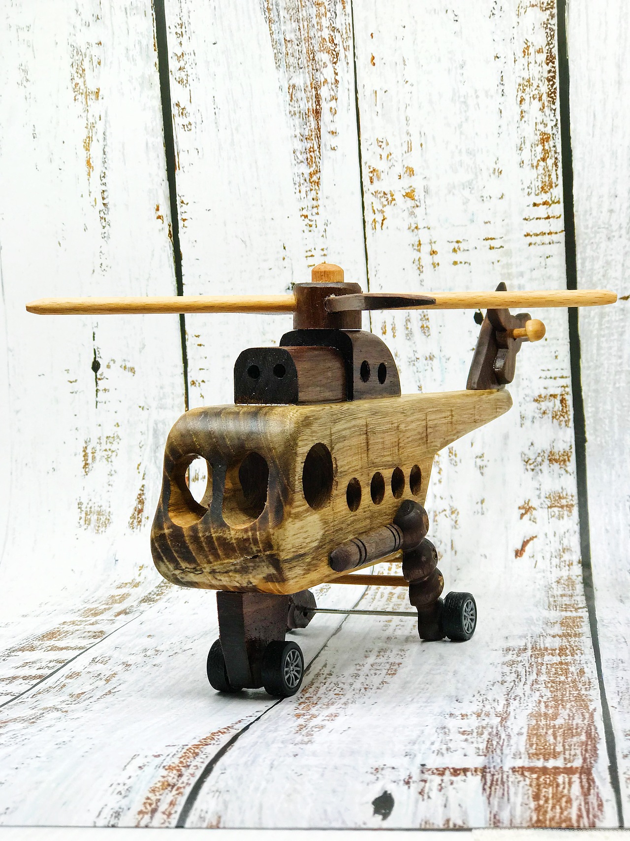 近期制作的小飞机|手工艺|工艺品设计|木本意_原创作品-站酷zcool