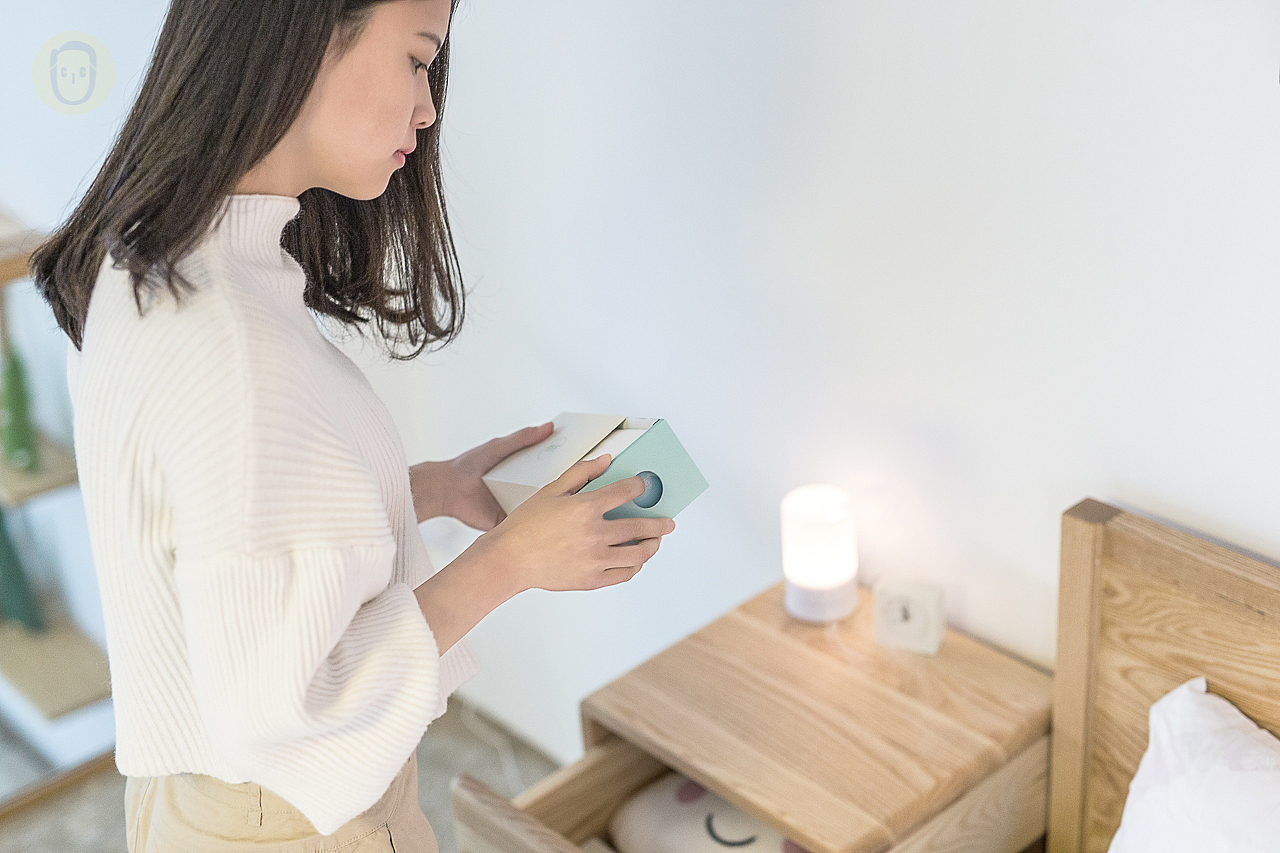 产品案例 | 轻生活卫生巾 & UNCLEFOTO