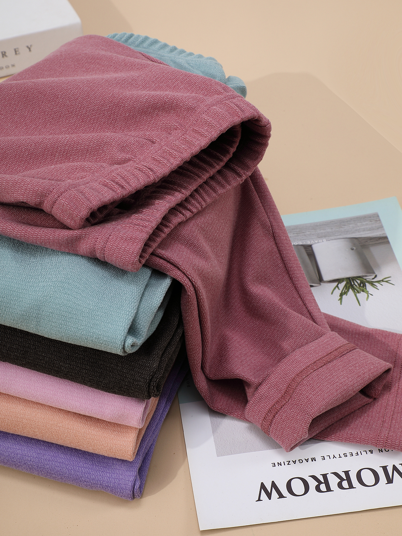 广州金也摄影公司|电商淘宝服装主图平铺挂拍场景拍摄