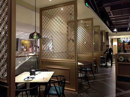 佛山雕刻工厂直销工装屏风隔断工艺品