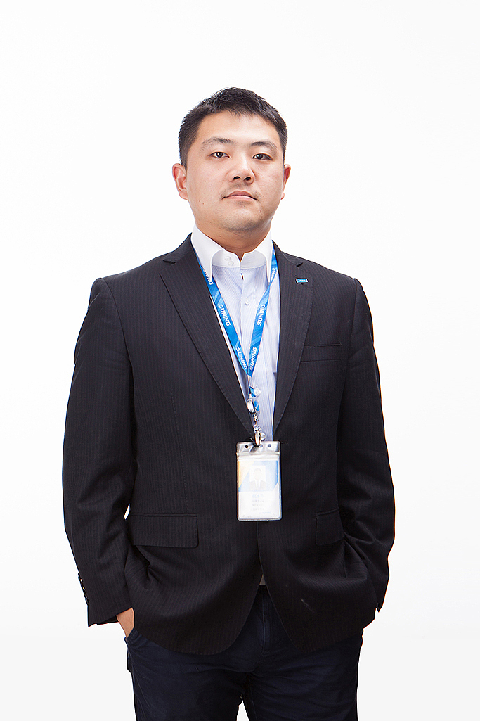 苏宁818领导个人形象照