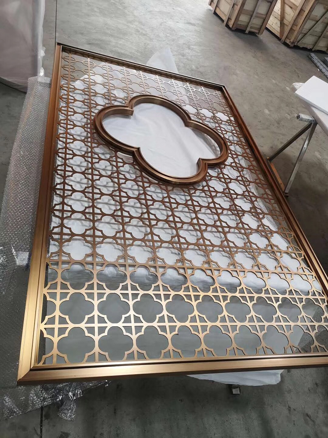加工厂直销不锈钢古铜拉丝屏风（图ZMjU5MDgwOTY0） - 其他工业/产品 - 站酷设计师佛山市鑫盛鸿原创素材 - 站酷ZCOOL
