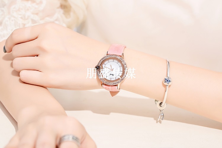 广州商业摄影产品拍摄静物拍摄手模女表手表腕表拍摄（图ZMTc1NjEzOTI0） - 人像摄影 - 站酷设计师朋盛传媒原创素材 - 站酷ZCOOL