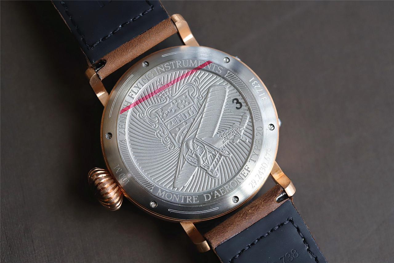 小虎说表:xf一款经得住岁月摧残的真力时青铜大飞腕表