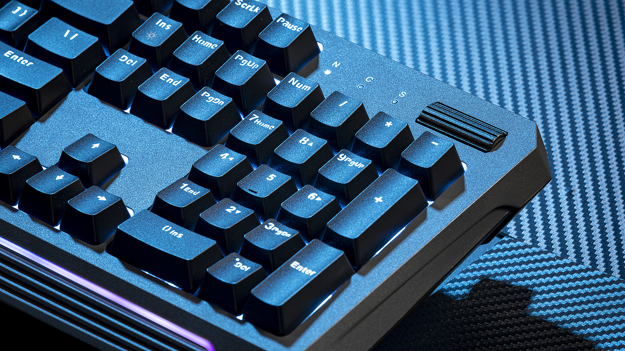 雷神游戏机械键盘