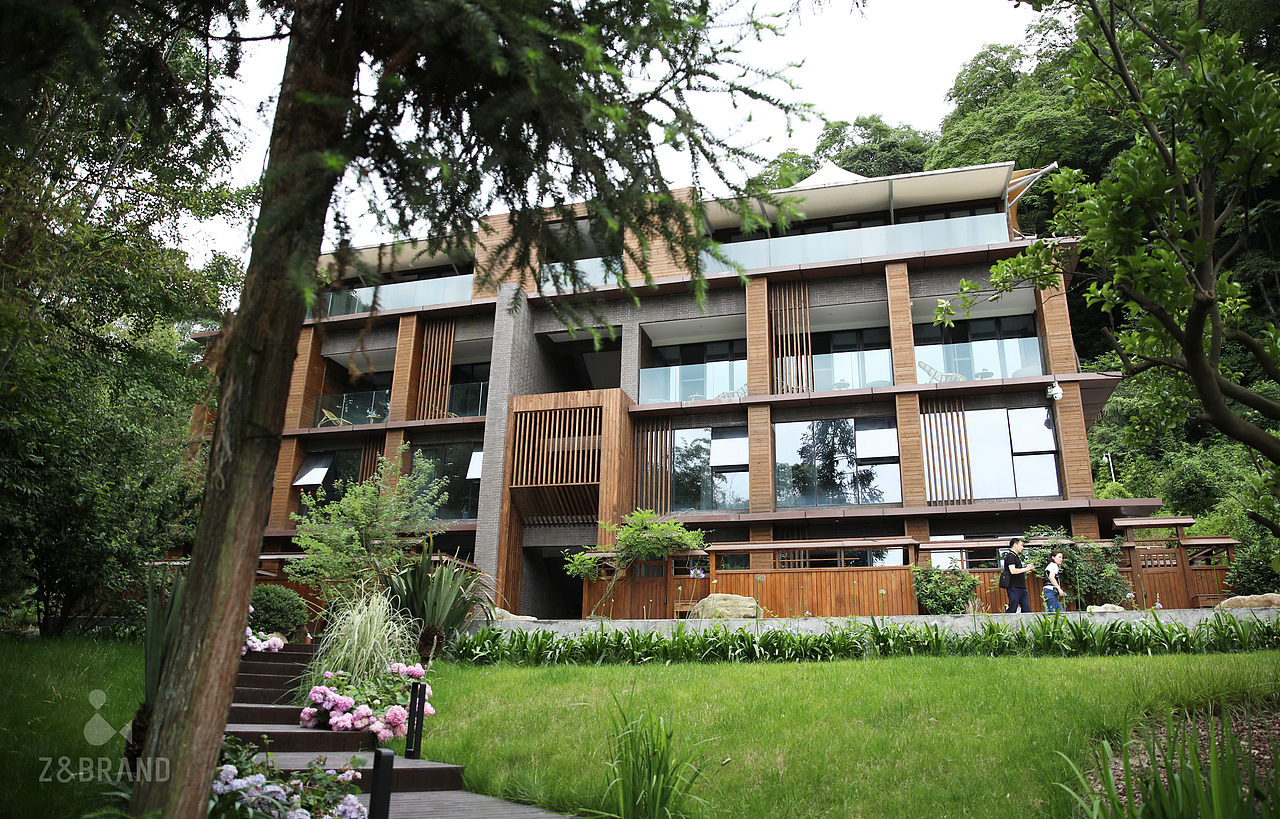 坐忘里森林酒店品牌视觉系统