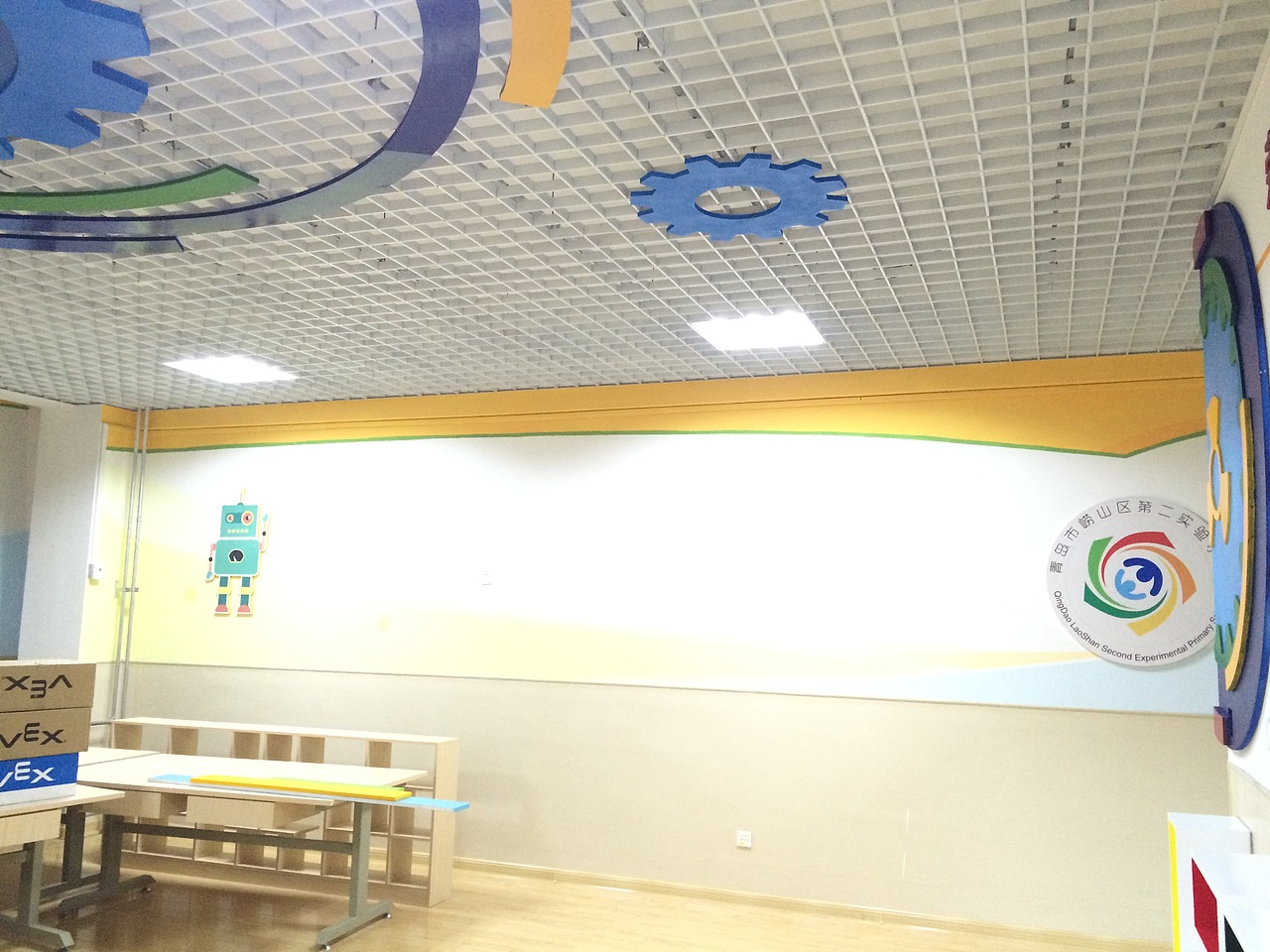 某小学做机器人教室文化建设（图ZNTIxOTE1MjA=） - 其他空间 - 站酷设计师李成文原创素材 - 站酷ZCOOL