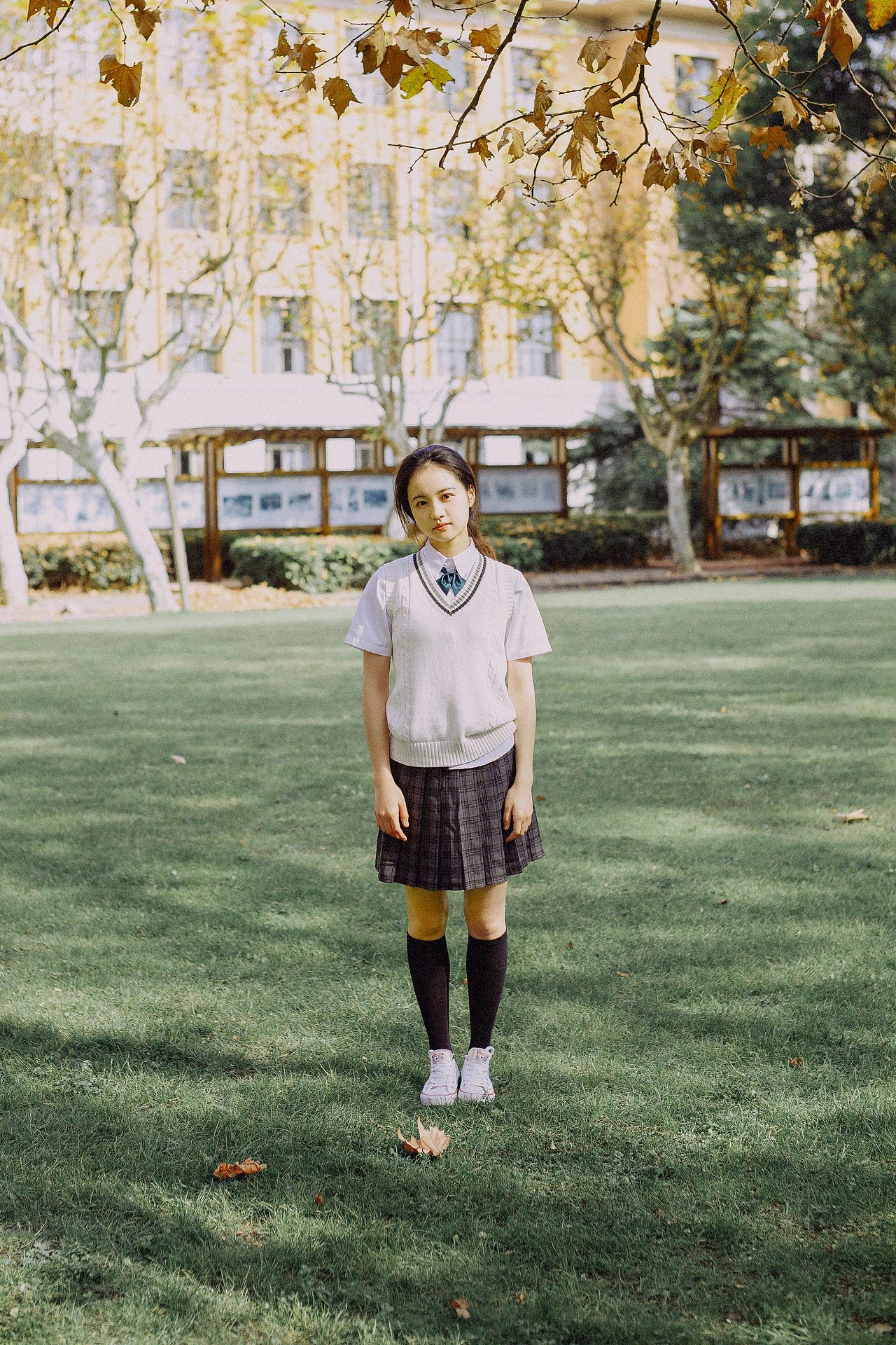 蓝色与黄色（图ZMTQyMjM4ODAw） - 人像摄影 - 站酷设计师zZhaoYue原创素材 - 站酷ZCOOL