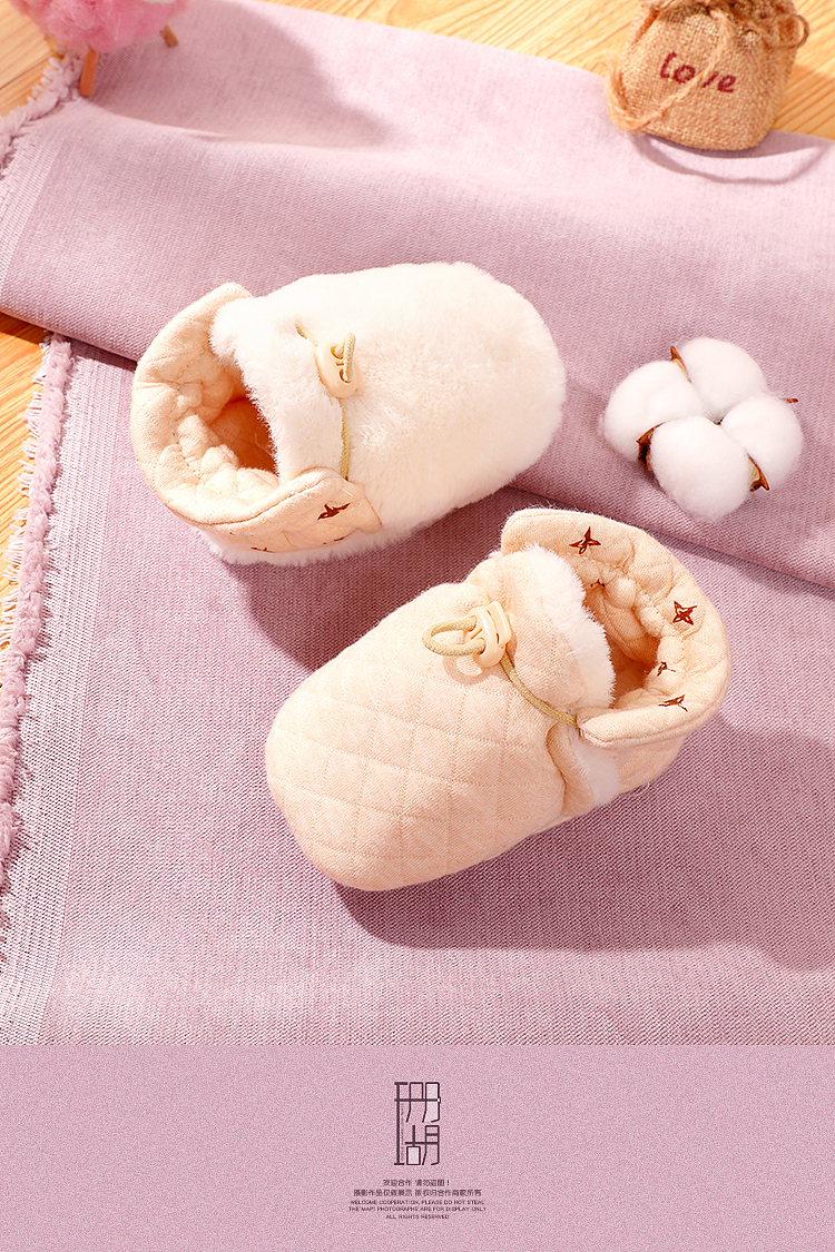 毛茸茸宝宝鞋