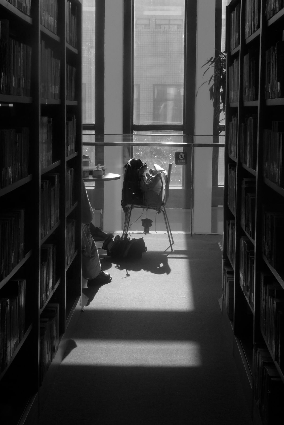 图书馆纪实摄影（图ZMzcwMzIxMDY0） - 人文/纪实摄影 - 站酷设计师千秋岁5211原创素材 - 站酷ZCOOL