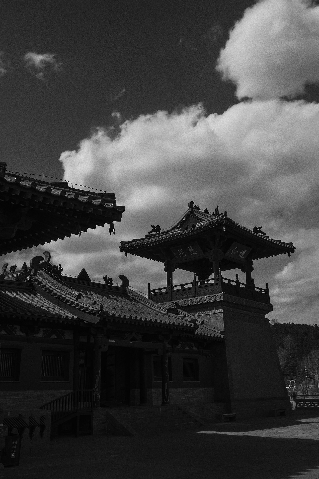 空旷的云冈石窟