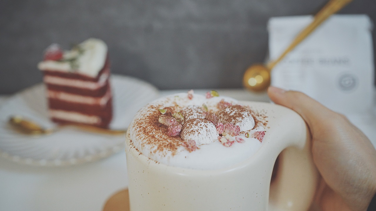 美食vlog 【环雪人蛋糕·马卡龙圣诞饼干·高颜值咖啡】