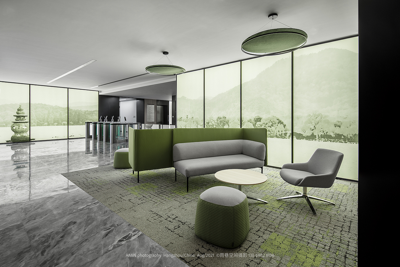 HAWORTH‘s office furniture