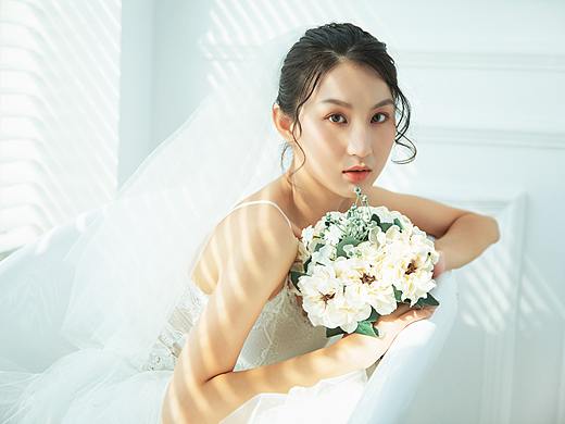 轻婚纱写真