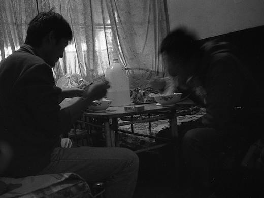 黑白