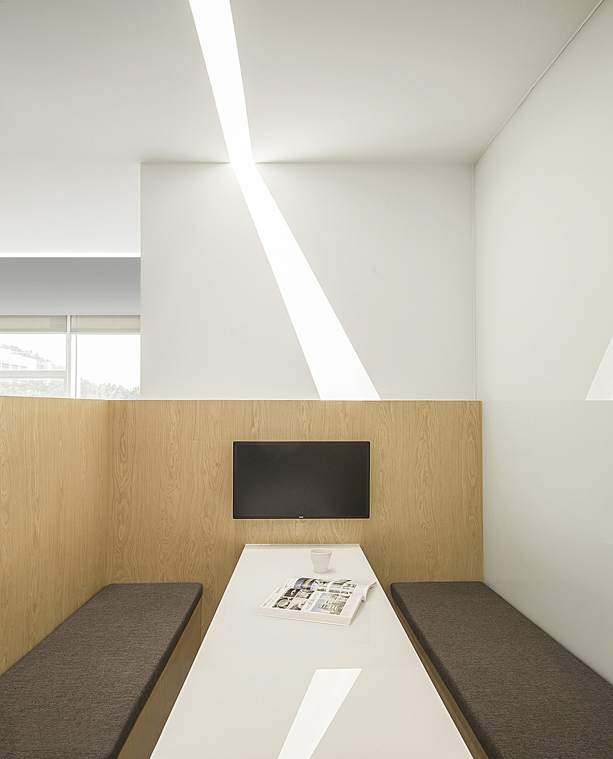 「办公空间设计」被光切割的空间（图ZMjEzMjMxNDky） - 家装设计 - 站酷设计师空间优化丨橘子君原创素材 - 站酷ZCOOL