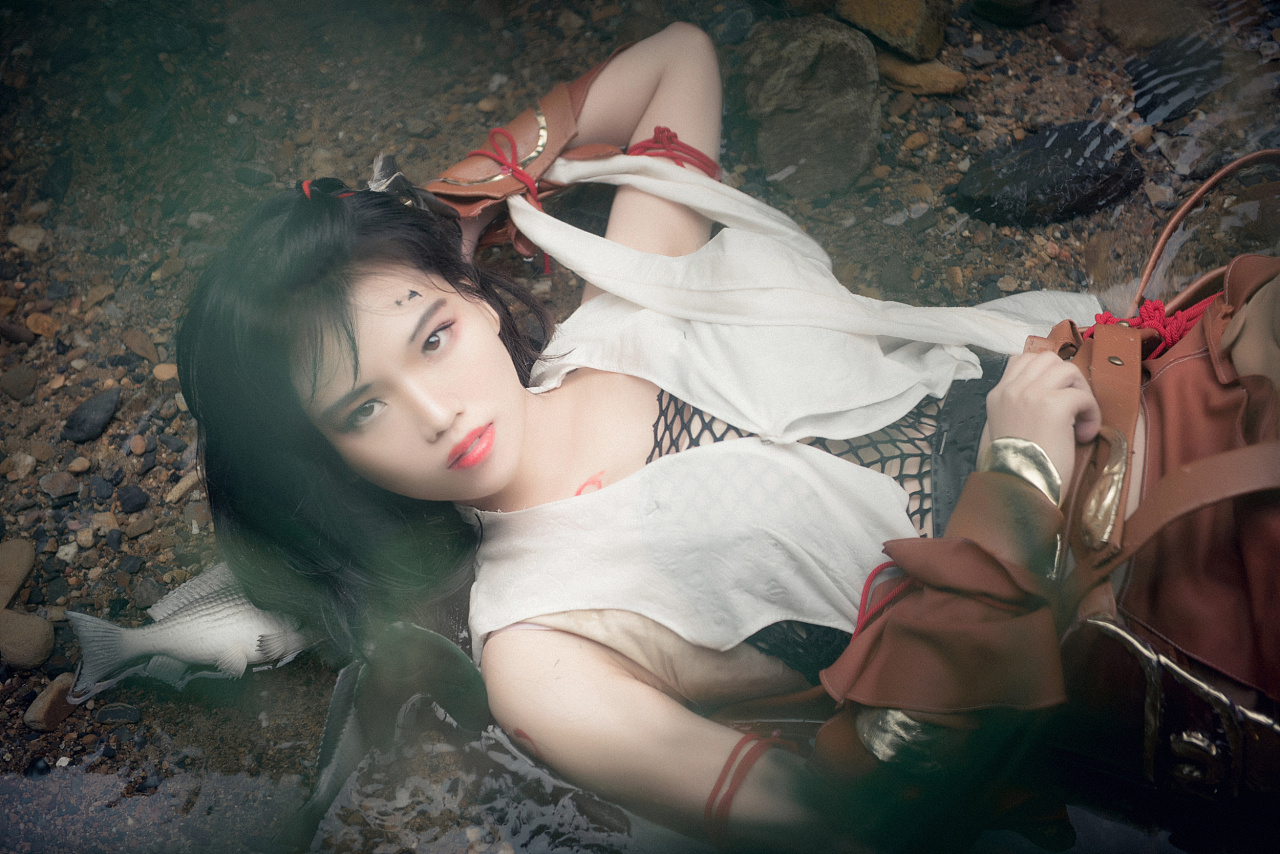 雪河丐姐——安得此山间