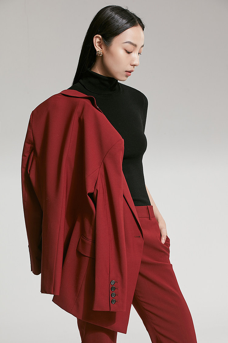 RUMI LOOKBOOK EDITION