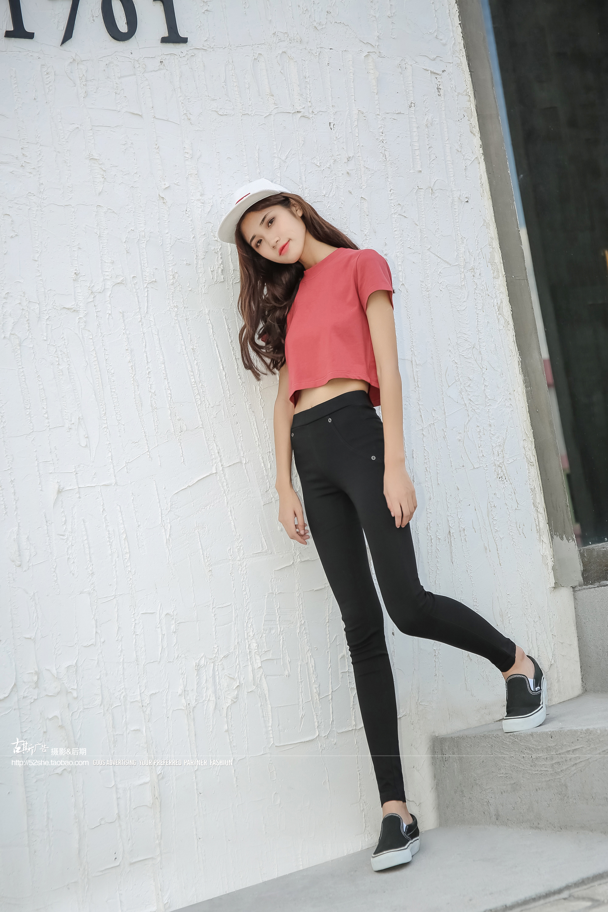 淘宝电商网批摄影旁拍北欧简约 原宿学院风模特拍摄