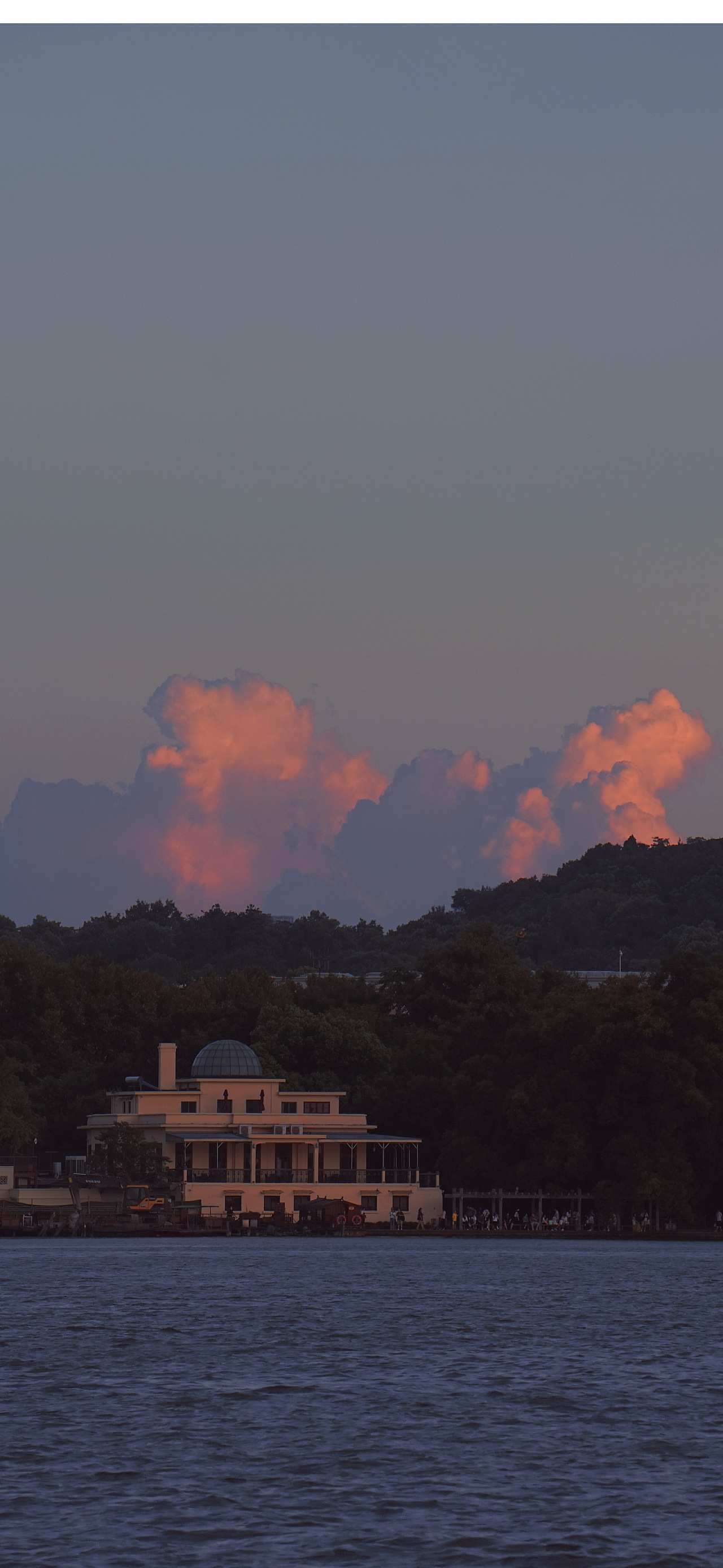 八月的杭州西湖
