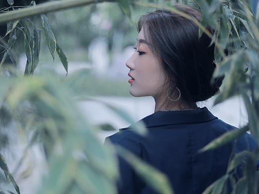 无人问津的港口总是开满鲜花