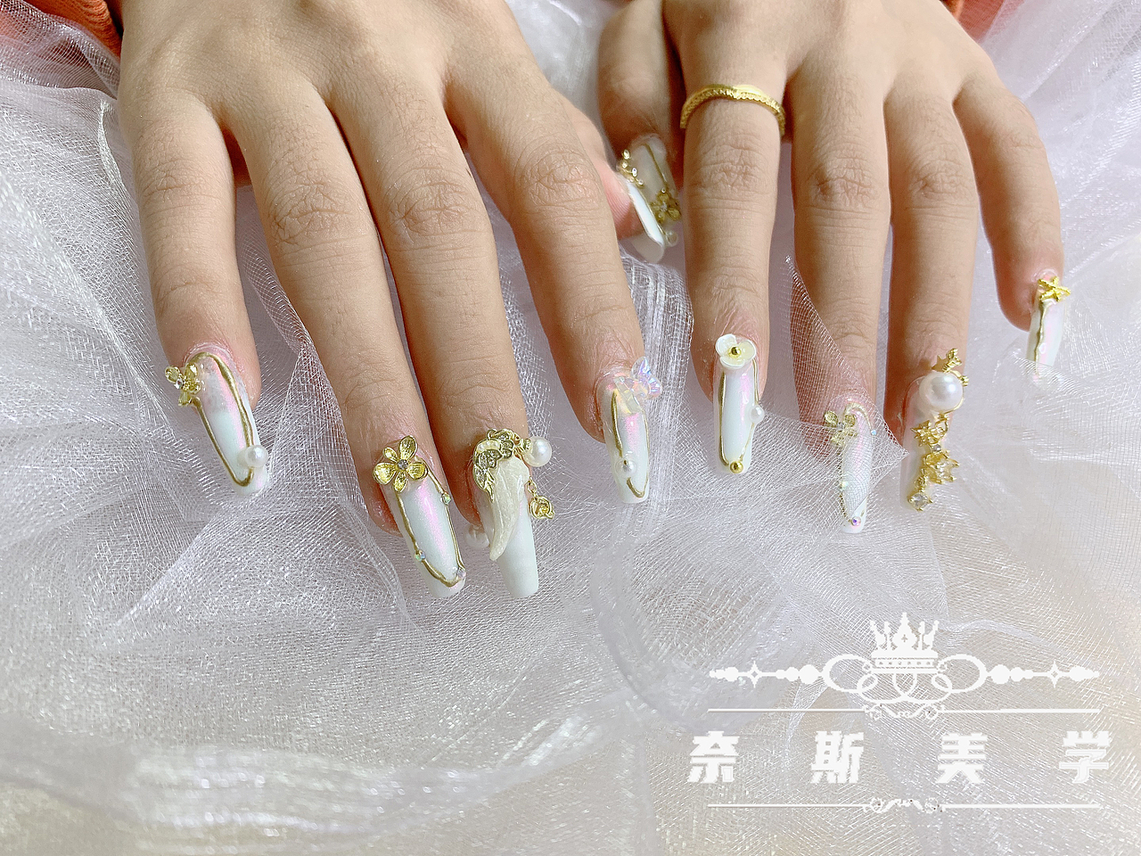 潍坊化妆美甲美睫学校哪里好（图ZMjMxNDI1NzA4） - 企业官网 - 站酷设计师潍坊奈斯美学原创素材 - 站酷ZCOOL