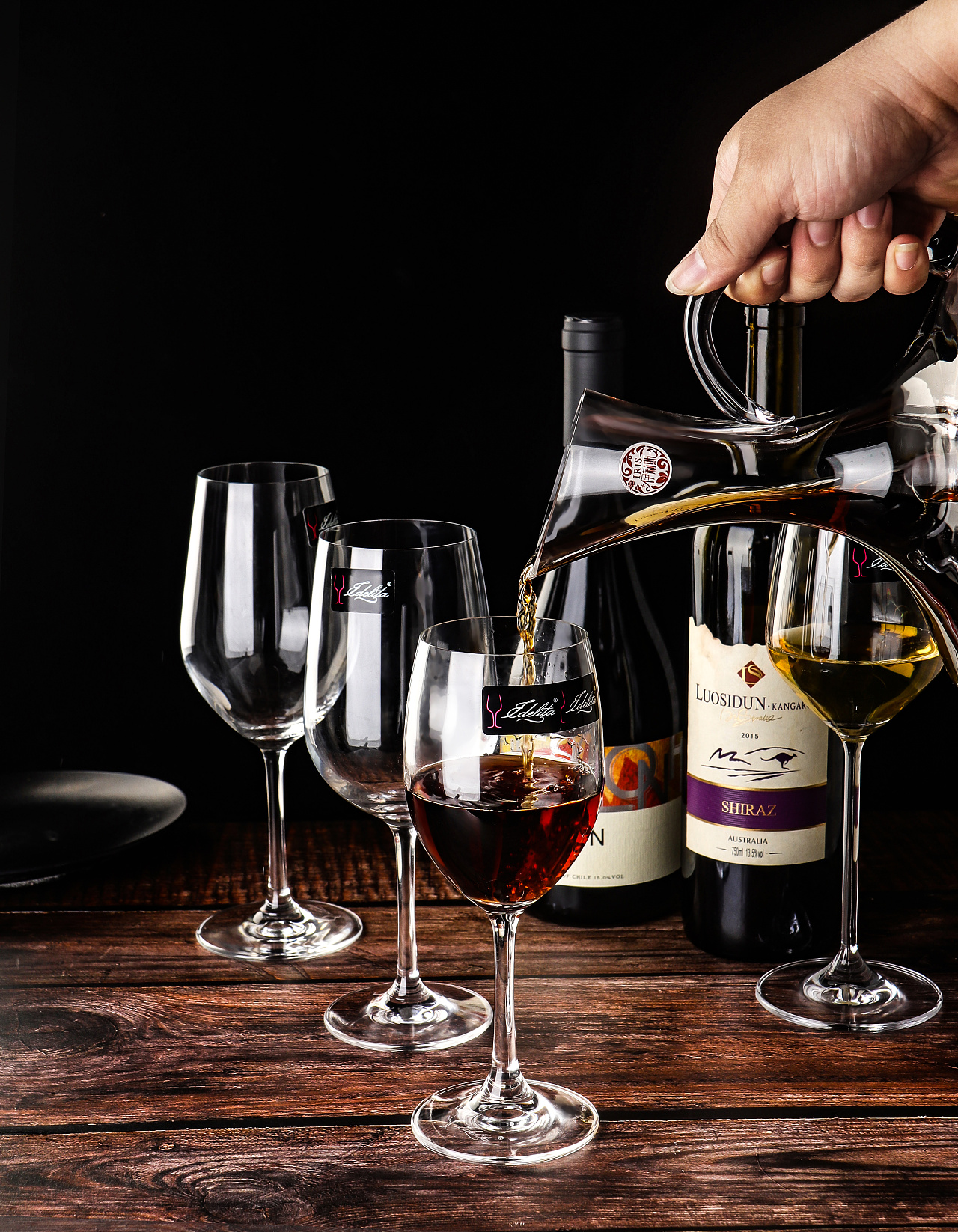 Hands toasting wine. stock image. Image of beverage, celebration - 2432061