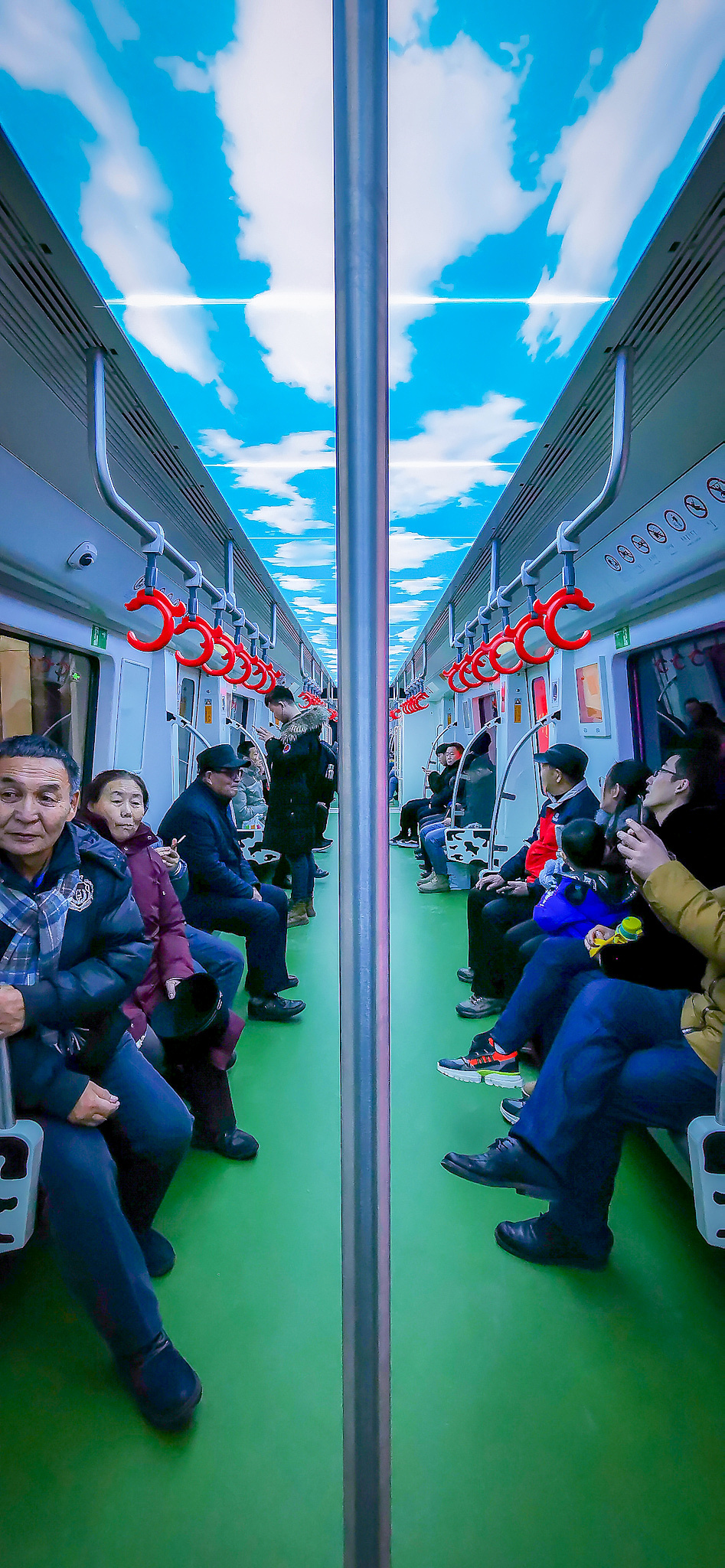 呼和浩特地铁内部图片