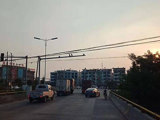 人間煙火（個(gè)人主頁(yè)-ZNTUwNzI4ODA=） - 人文/紀(jì)實(shí)攝影 - 站酷設(shè)計(jì)師是豆?jié){啊原創(chuàng)素材 - 站酷ZCOOL