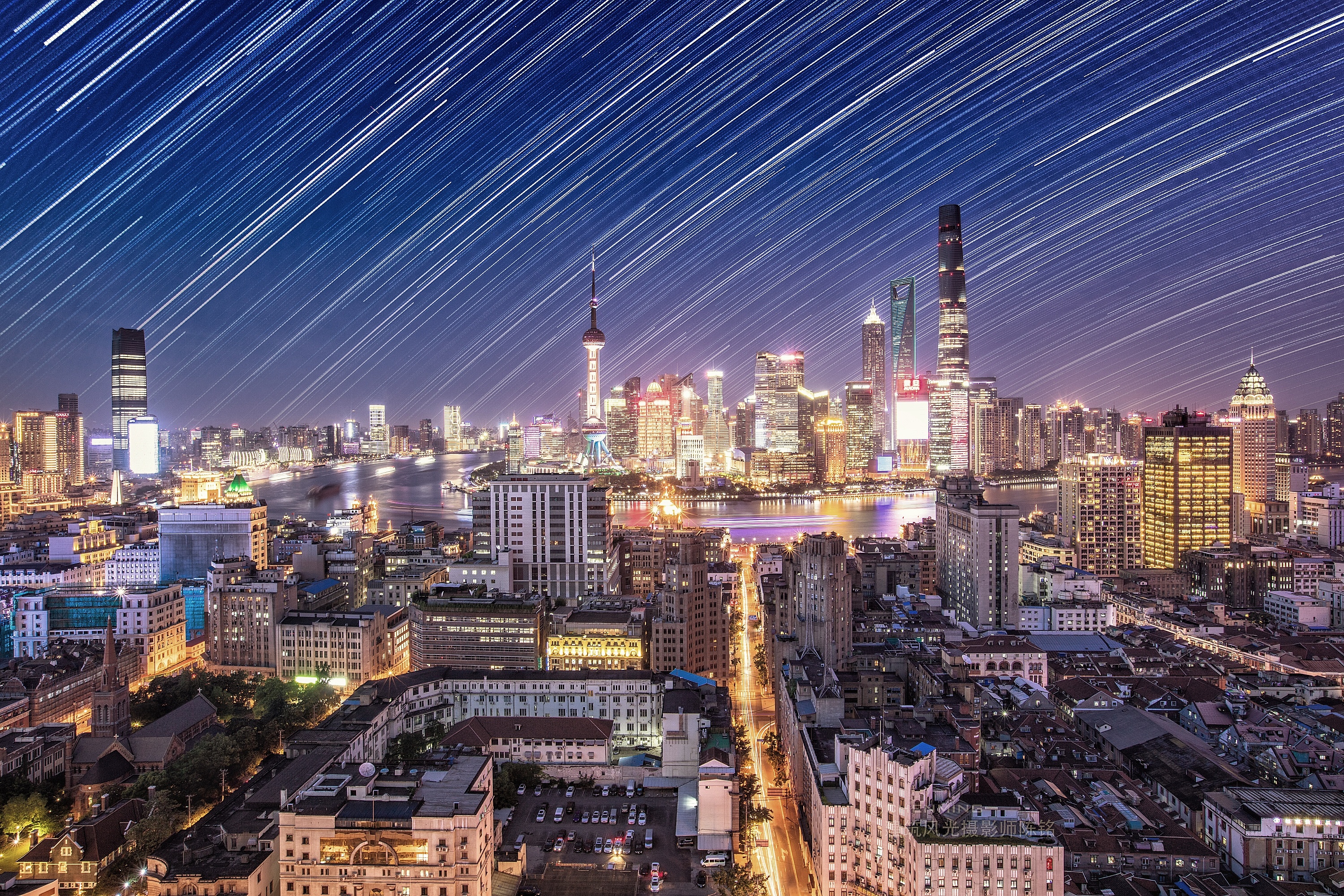 星空下的上海陆家嘴