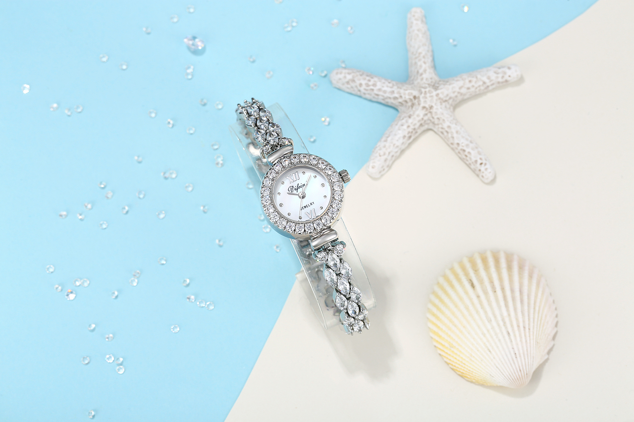 珠宝摄影 | 是夏天的蓝呀 手表摄影图（图ZMjYwNjc3MDUy） - 产品摄影 - 站酷设计师_pepe原创素材 - 站酷ZCOOL