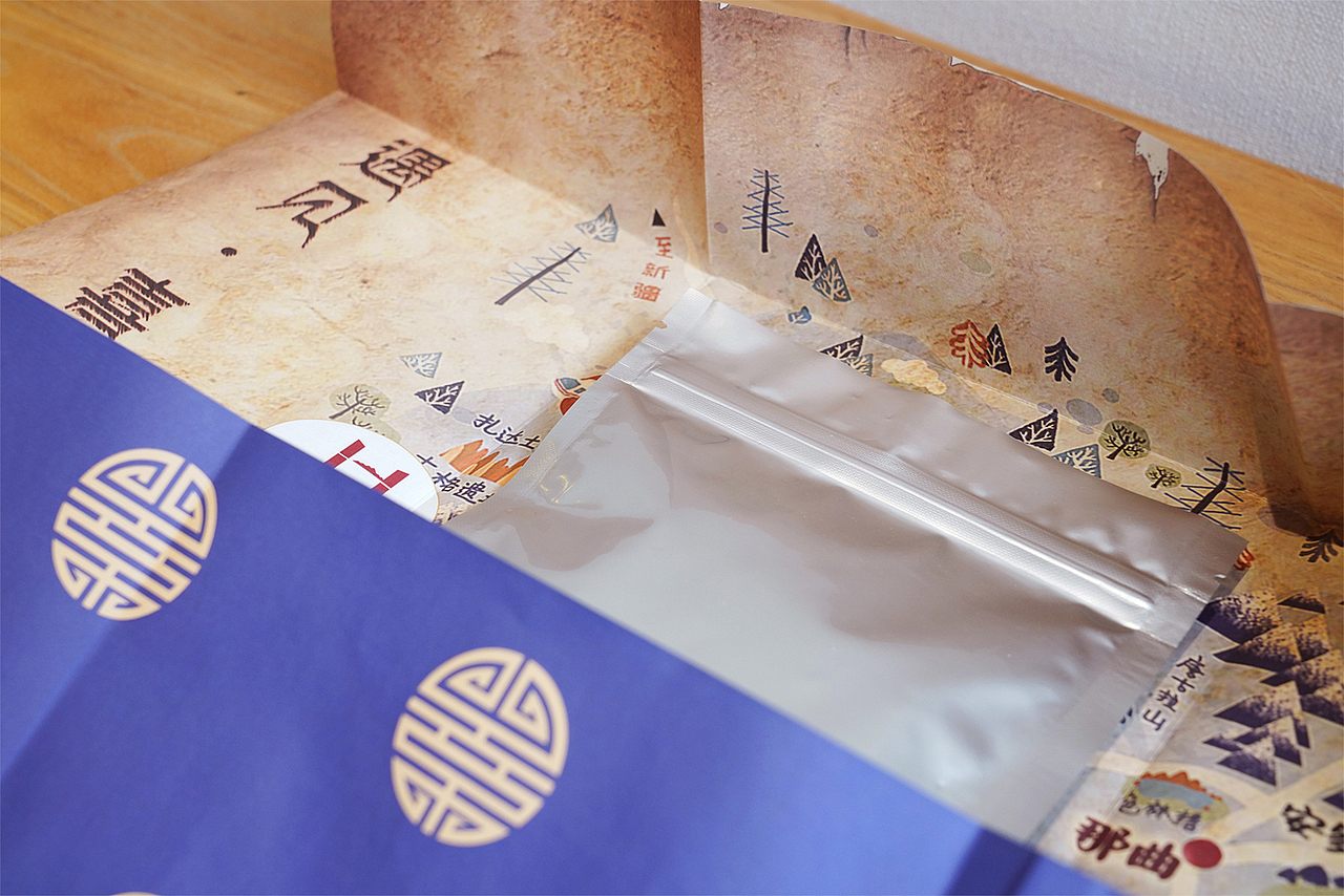 【藏服小茶礼】中国藏族服设计灵感 承载传统茶文化（图ZMjM2MDAxNjg0） - 包装 - 站酷设计师亦茶亦画原创素材 - 站酷ZCOOL